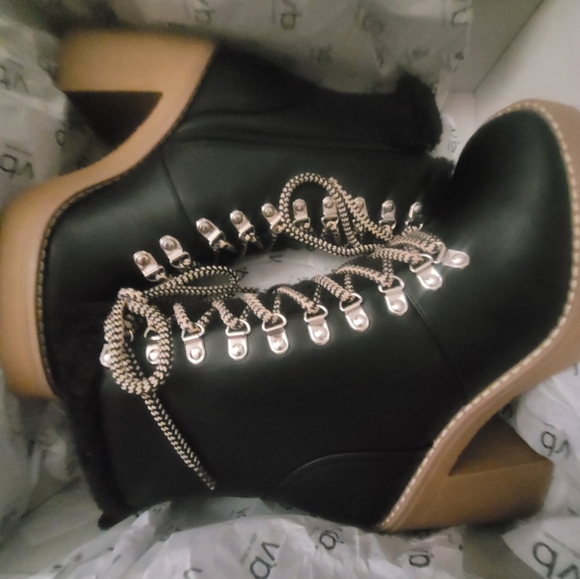 DV Black Women's-Heeled-Carmen- Faux Shearling Lined-Lace-Up Boots - Picture 2 of 3